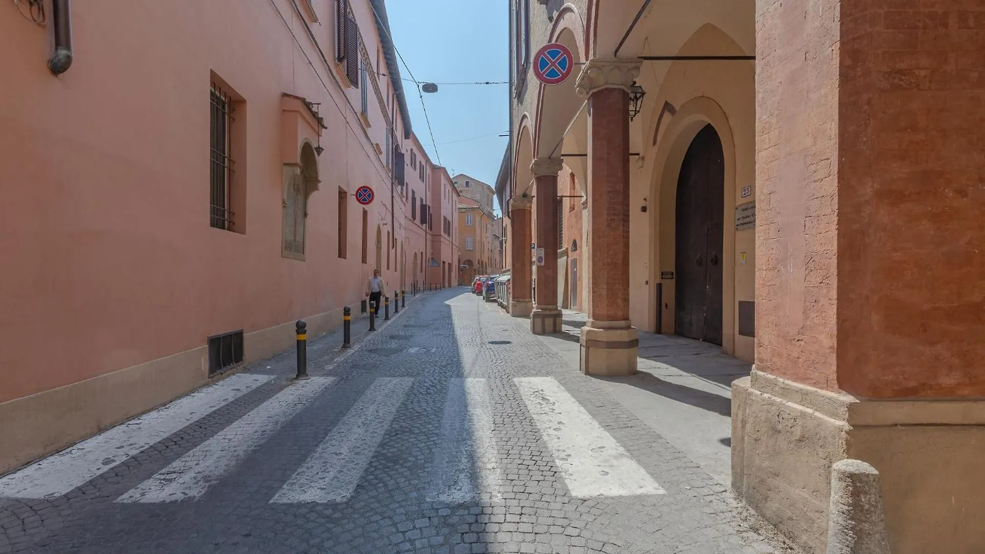 Dreaming Bologna Central Apartment Italy