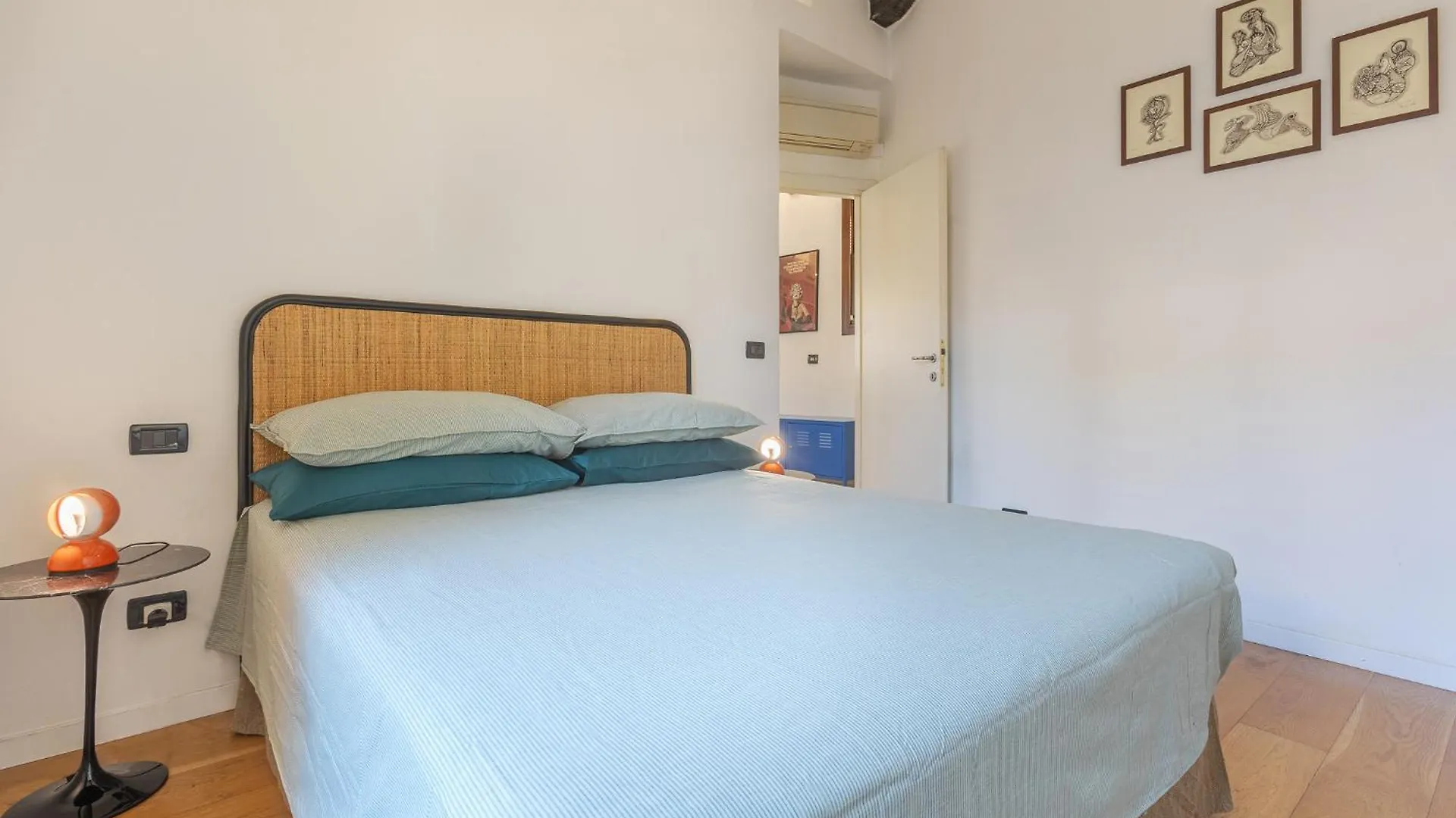 Dreaming Bologna Central Apartment 0*,