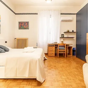 Spacious With Kitchenette, Near Piazza Maggiore Bologna